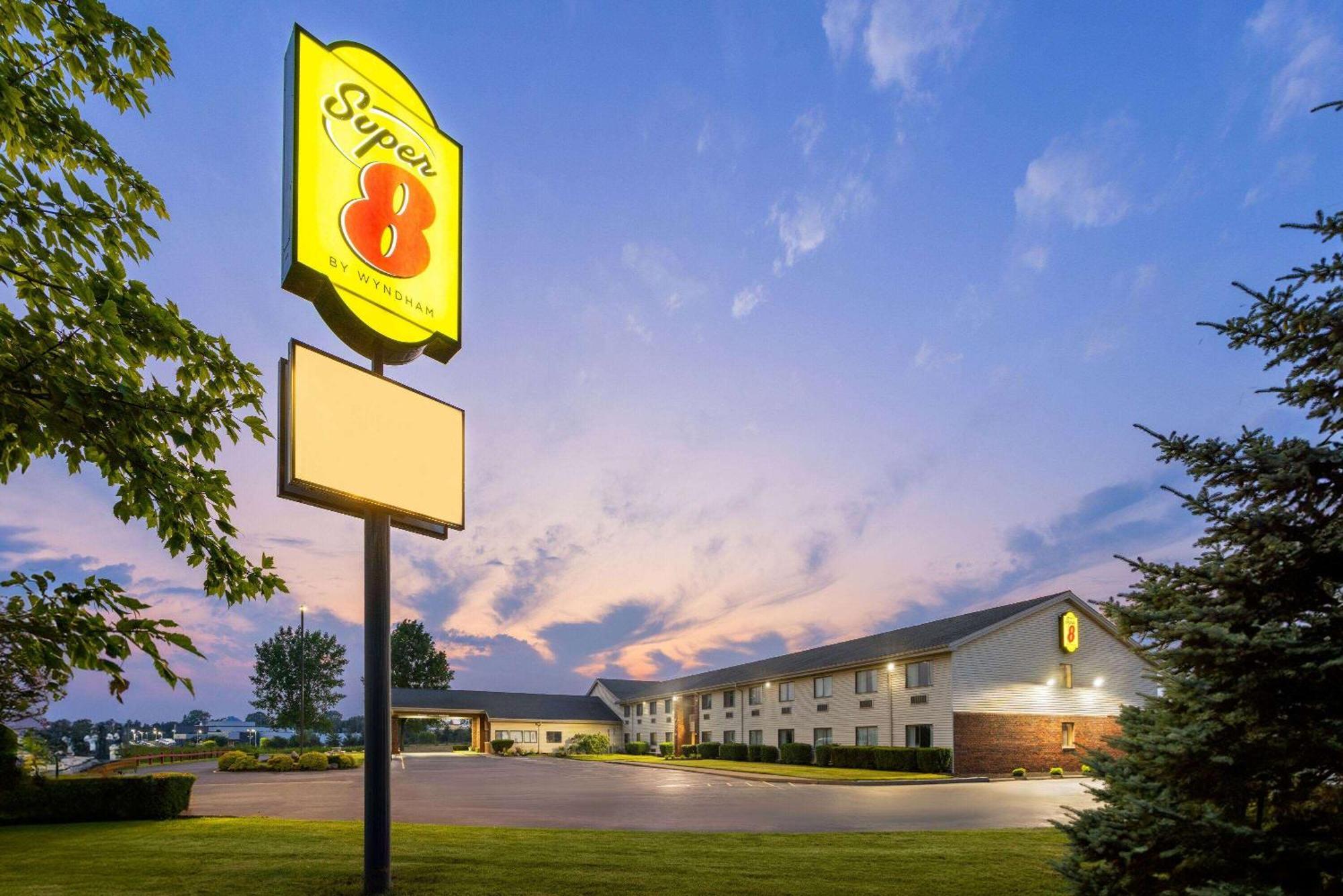 Super 8 By Wyndham Henrietta/Rochester Area Екстер'єр фото
